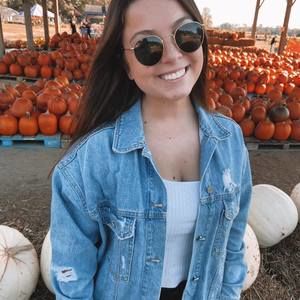 Meet your Posher, Emily